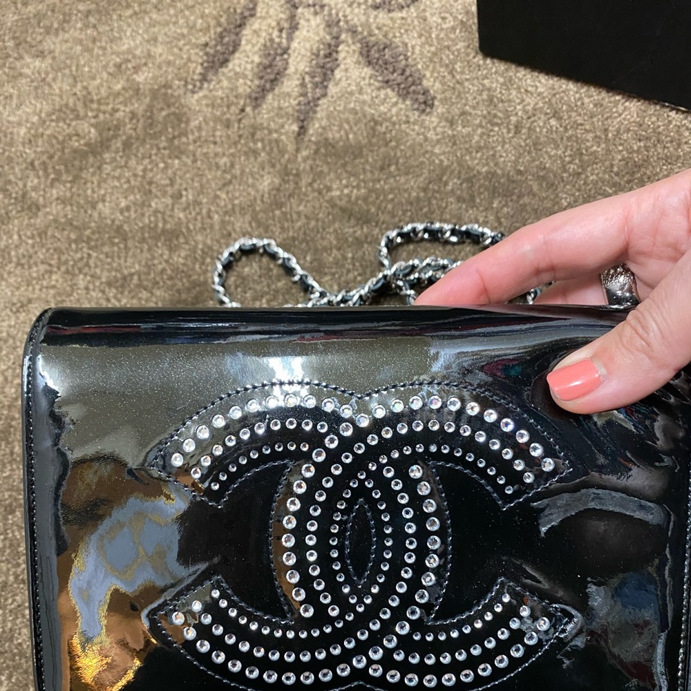 Chanel wallet on chain authentic